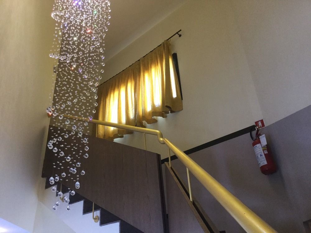 Hotel Marco Polo Self Check-In Болонья Экстерьер фото