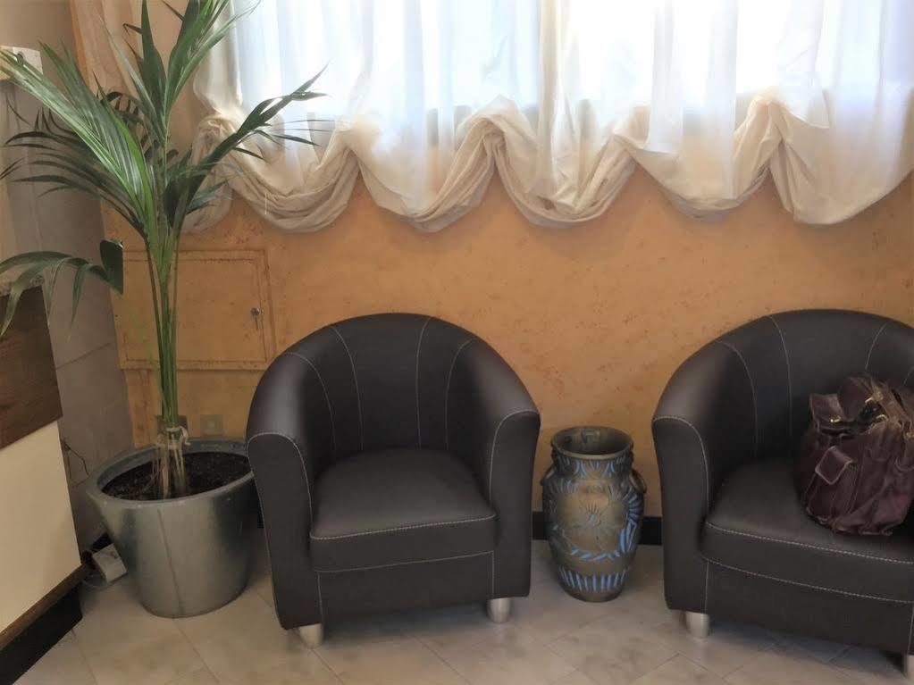 Hotel Marco Polo Self Check-In Болонья Экстерьер фото