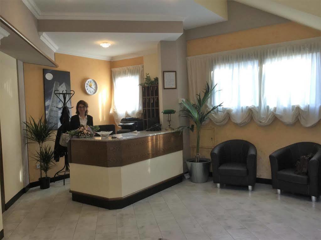 Hotel Marco Polo Self Check-In Болонья Экстерьер фото